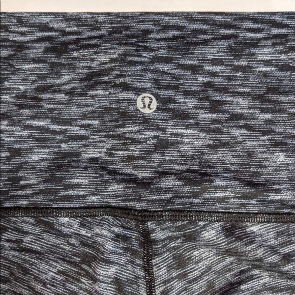Lululemon leggings - Picture 4 of 5
